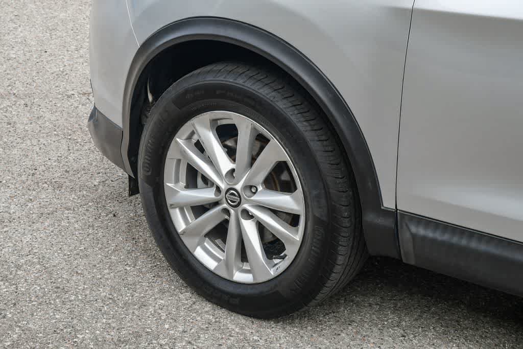 Used 2019 Nissan Rogue Sport S w/ Appearance Package FWD image 10