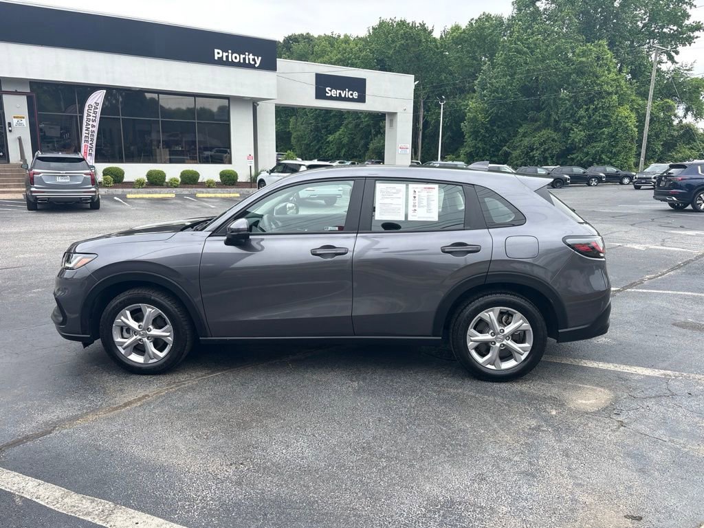Used 2023 Honda HR-V LX image 6