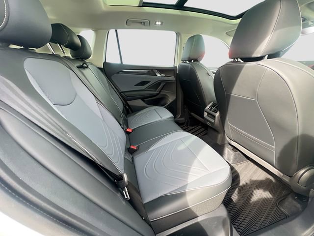 New 2026 Volkswagen Tiguan SE image 26