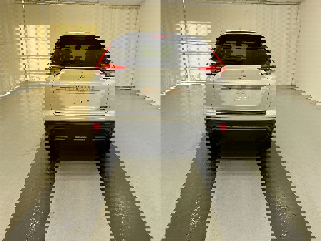 New 2026 Mitsubishi Eclipse Cross LE image 8