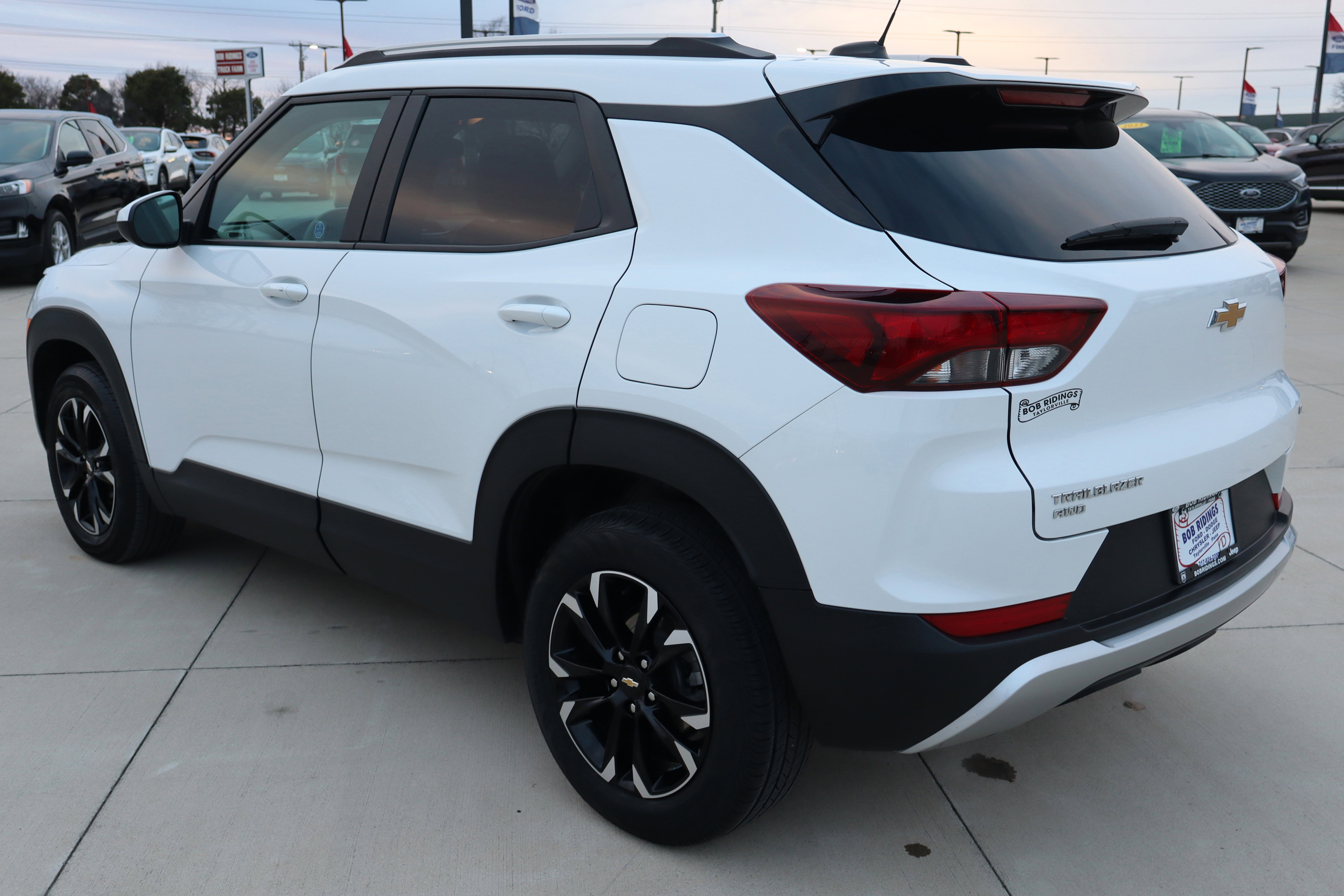 Used 2023 Chevrolet TrailBlazer LT w/ Convenience Package image 7