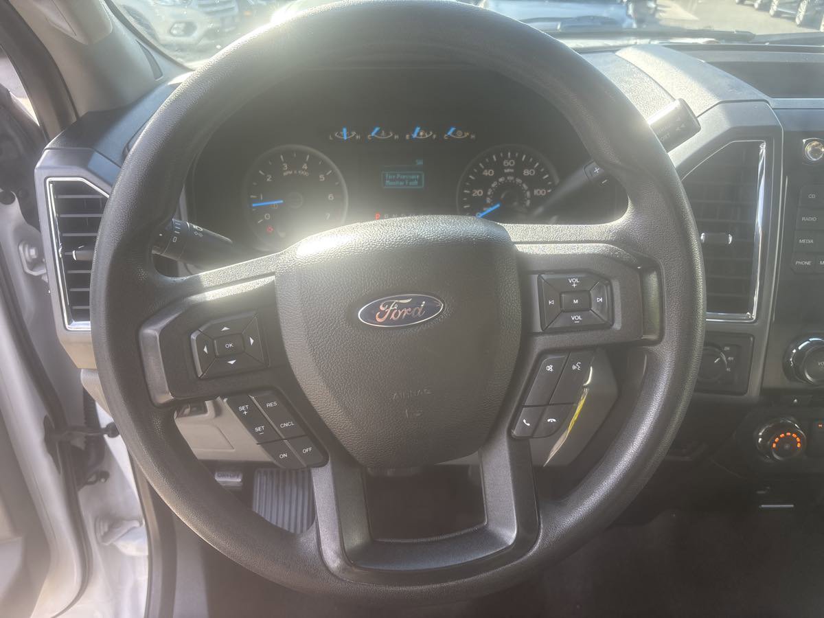 Used 2016 Ford F150 XLT AWD/4WD image 15
