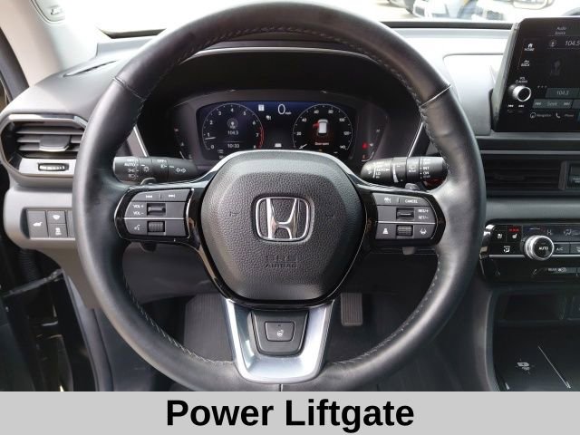Used 2025 Honda Pilot Elite image 11