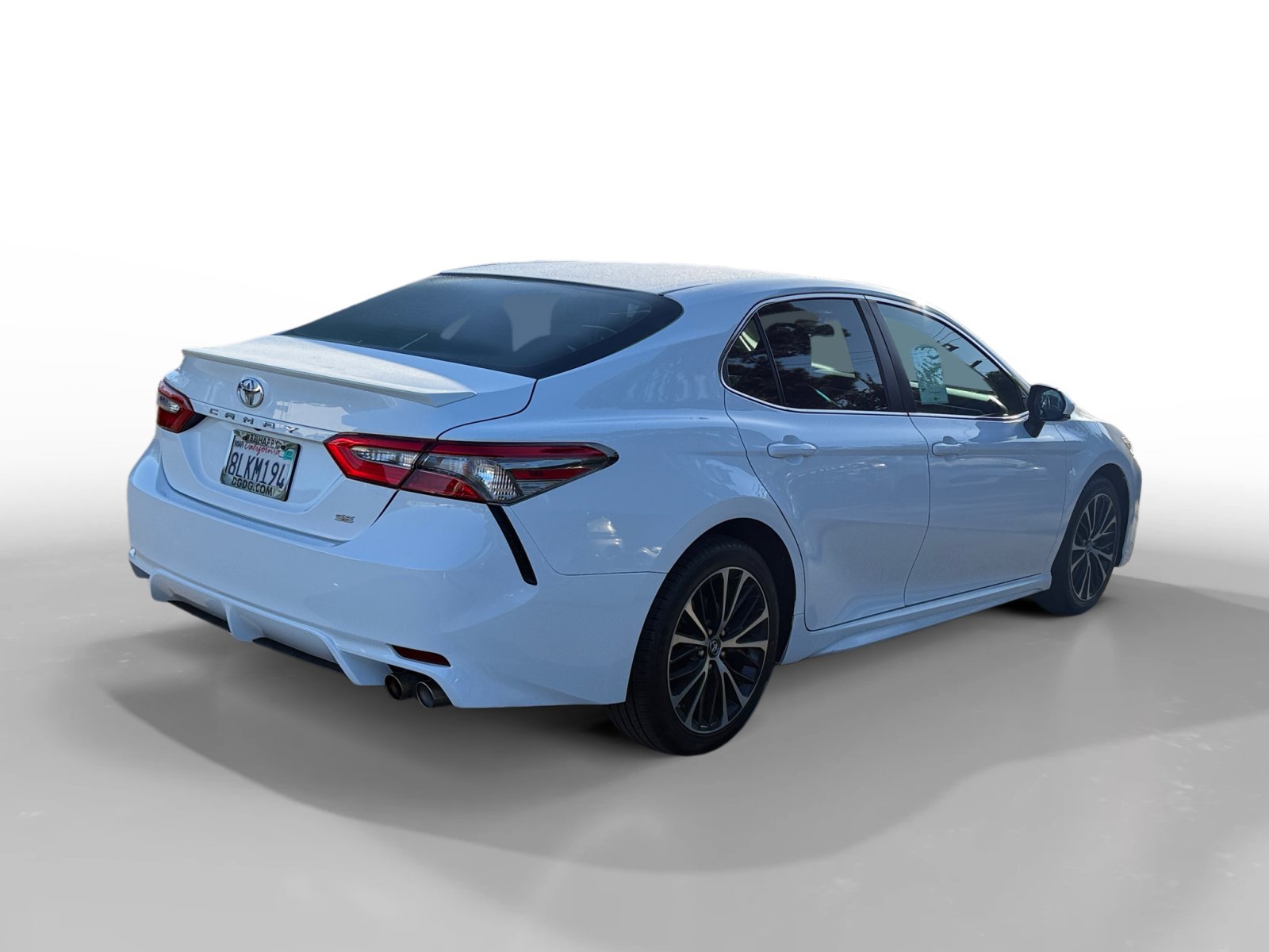 Used 2018 Toyota Camry SE FWD image 5
