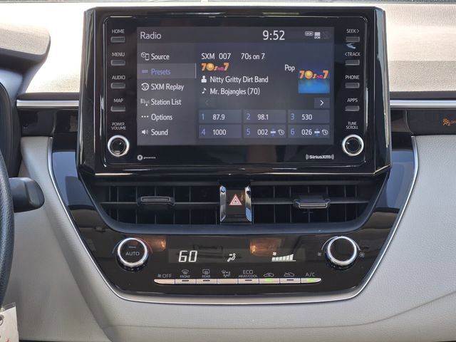 Used 2022 Toyota Corolla LE image 14