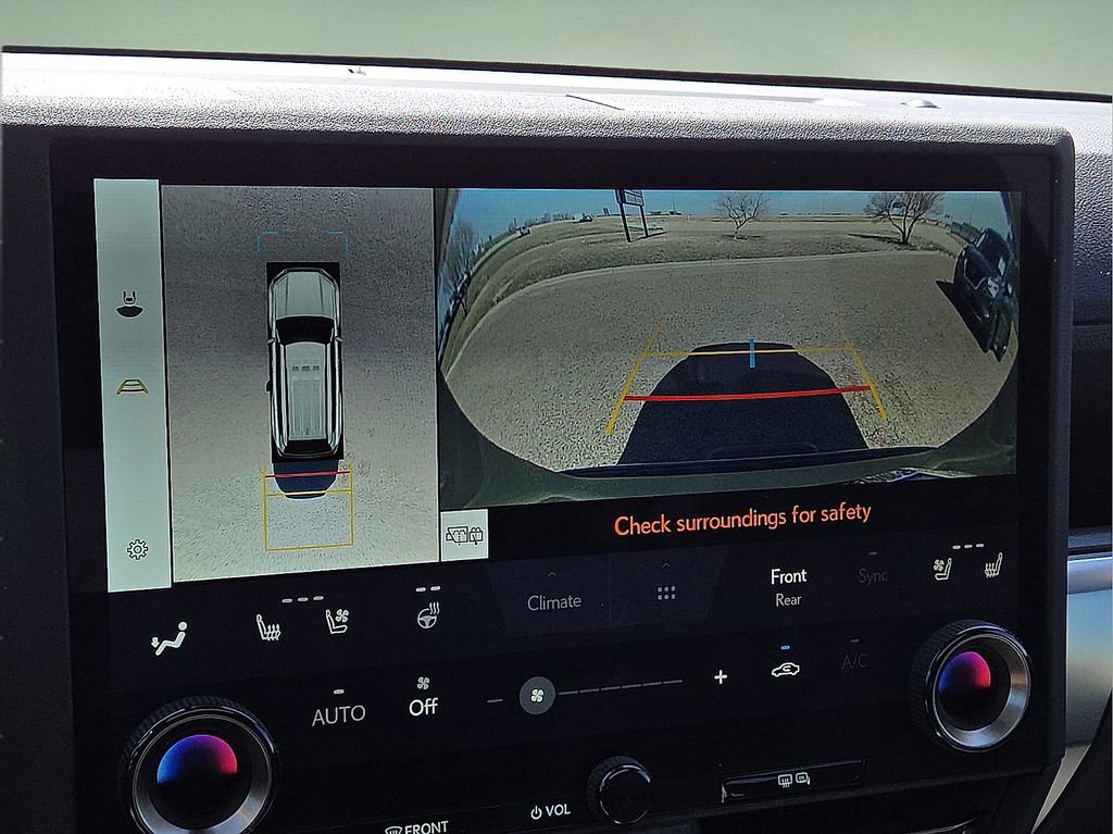 Used 2024 Lexus GX 550 w/ Accessory Package (Z1) image 30