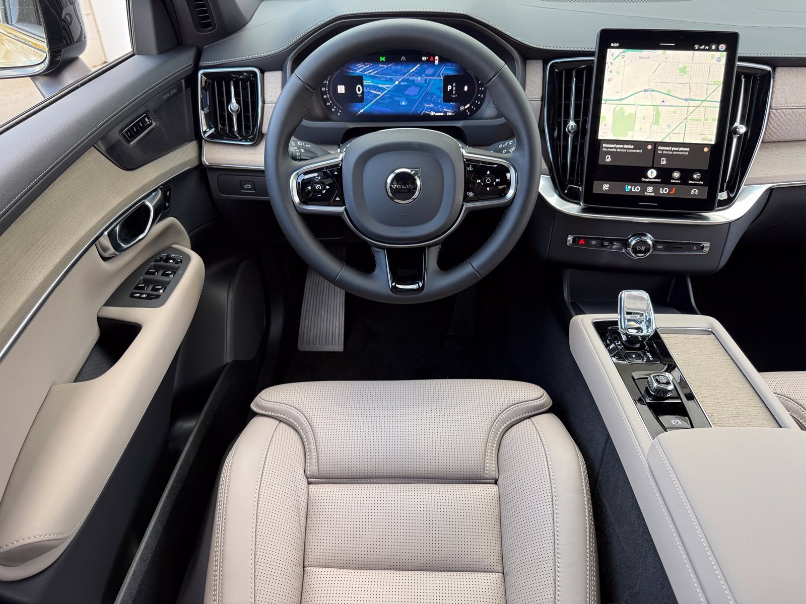 New 2027 Volvo XC90 B6 Ultra AWD/4WD image 35