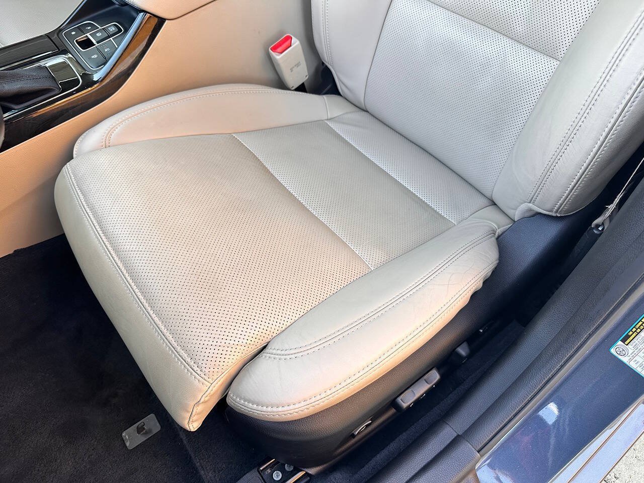 Used 2014 Kia Cadenza Premium w/ Technology Package FWD image 58