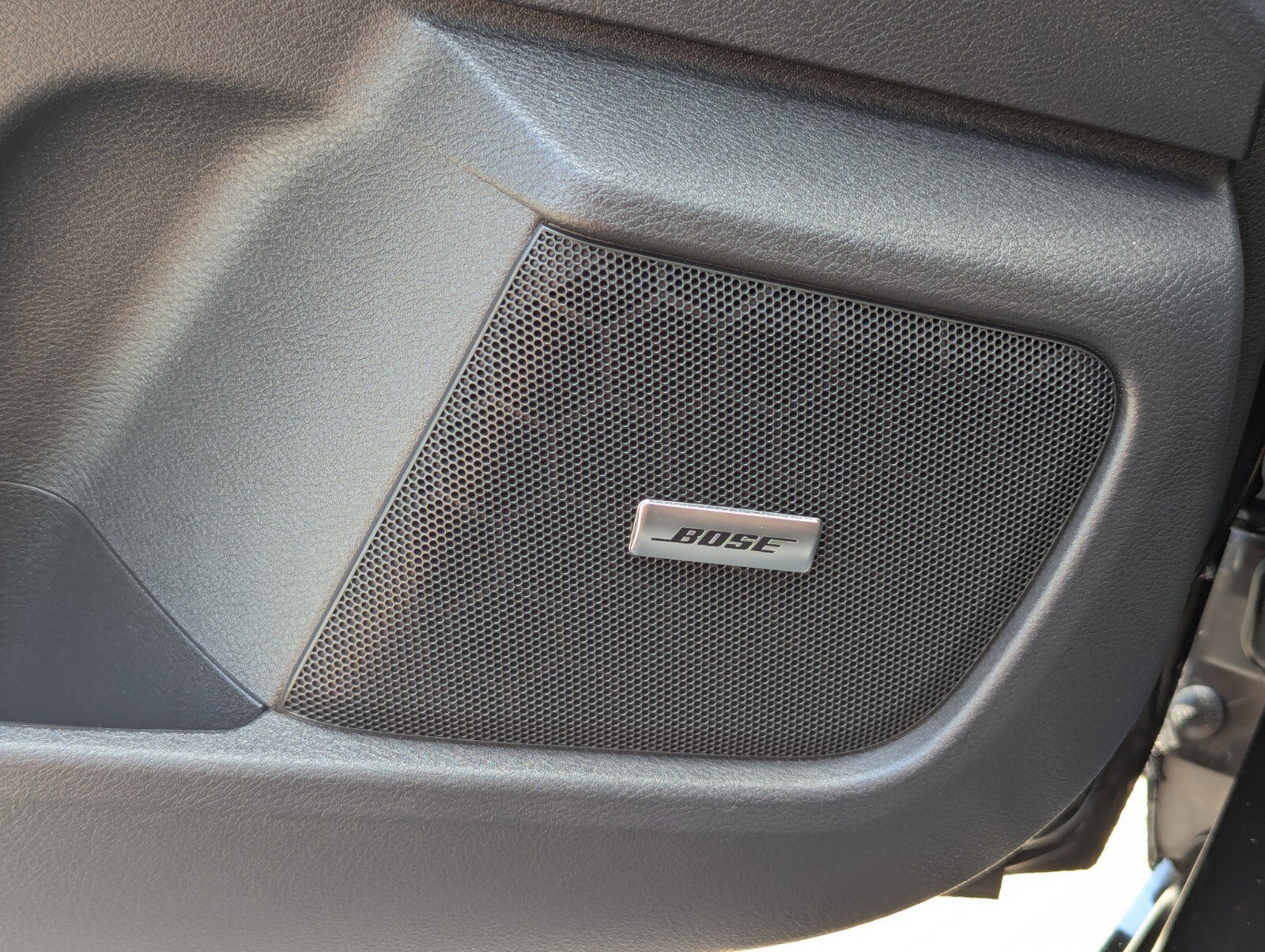 Certified 2020 Nissan Sentra SR w/ Premium Package FWD image 35