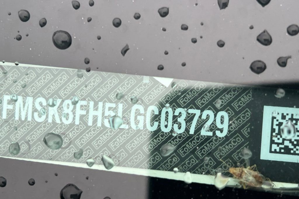 Used 2020 Ford Explorer Limited image 3