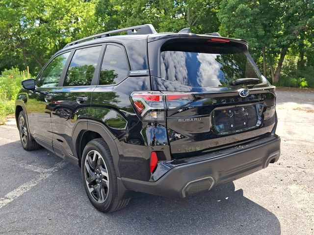 Used 2025 Subaru Forester Limited AWD/4WD image 6