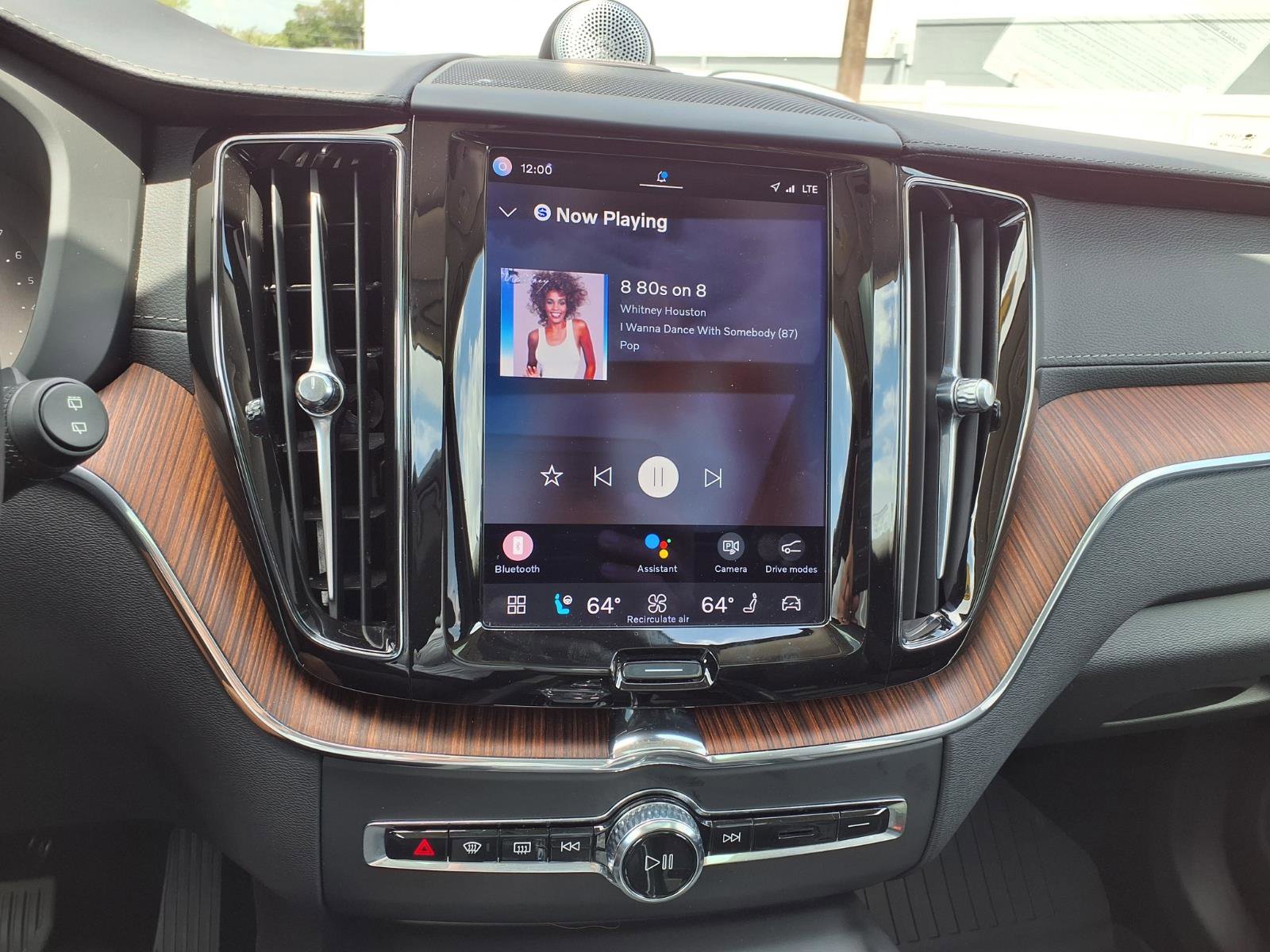 Certified 2023 Volvo XC60 B5 Ultimate image 26