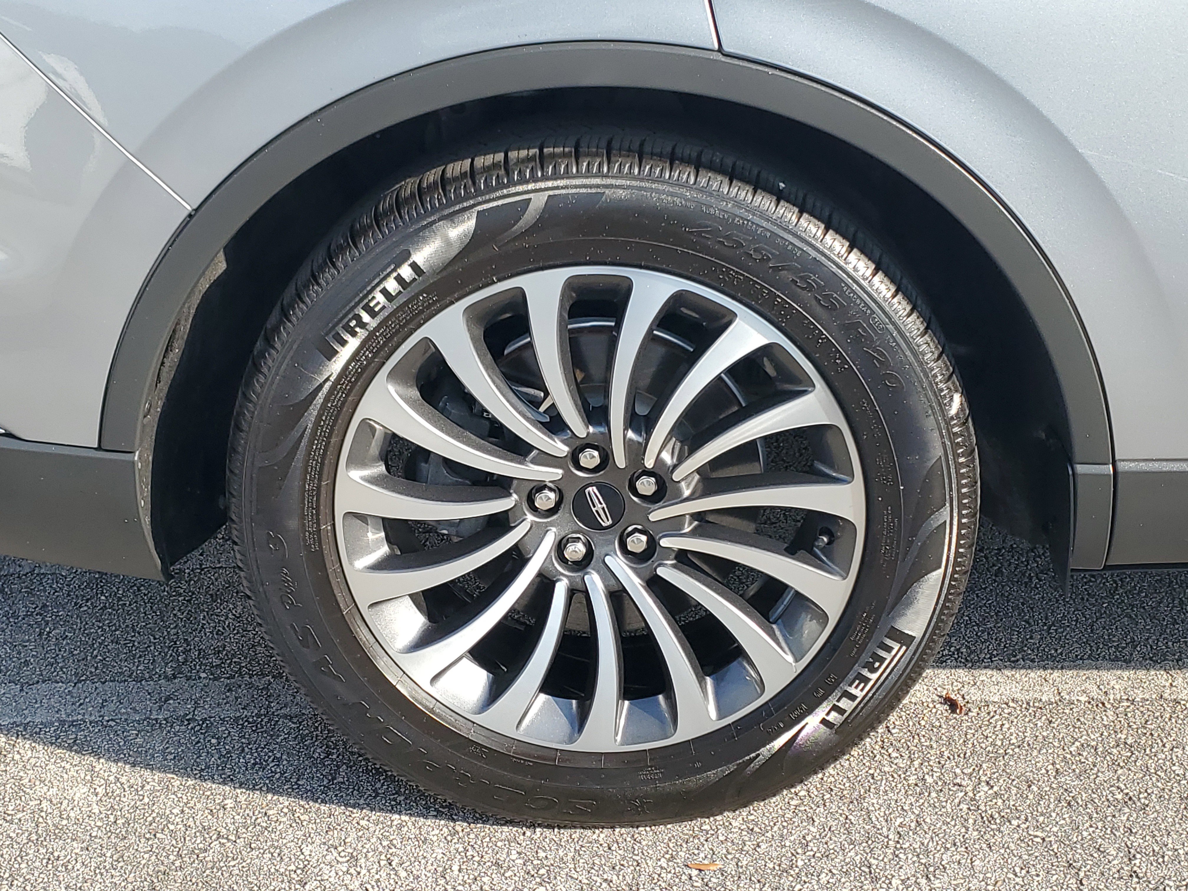 Certified 2020 Lincoln Aviator Reserve w/ Equipment Group 201A image 7