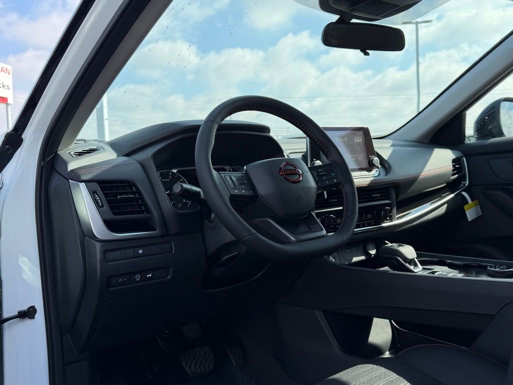 New 2026 Nissan Rogue SV image 10