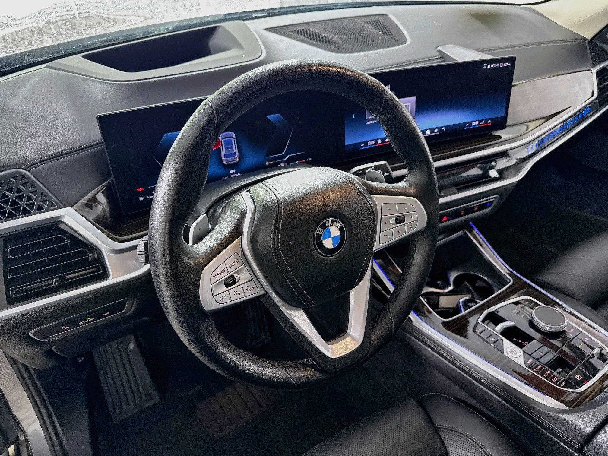 Used 2026 BMW X7 xDrive40i w/ Premium Package AWD/4WD image 14