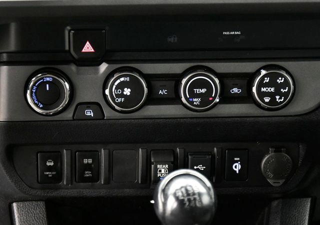 Used 2020 Toyota Tacoma TRD Off-Road image 22