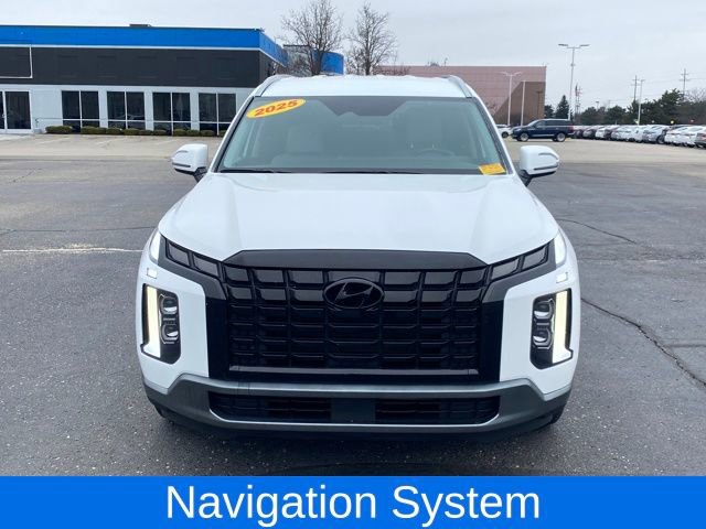 Used 2025 Hyundai Palisade SEL FWD image 2