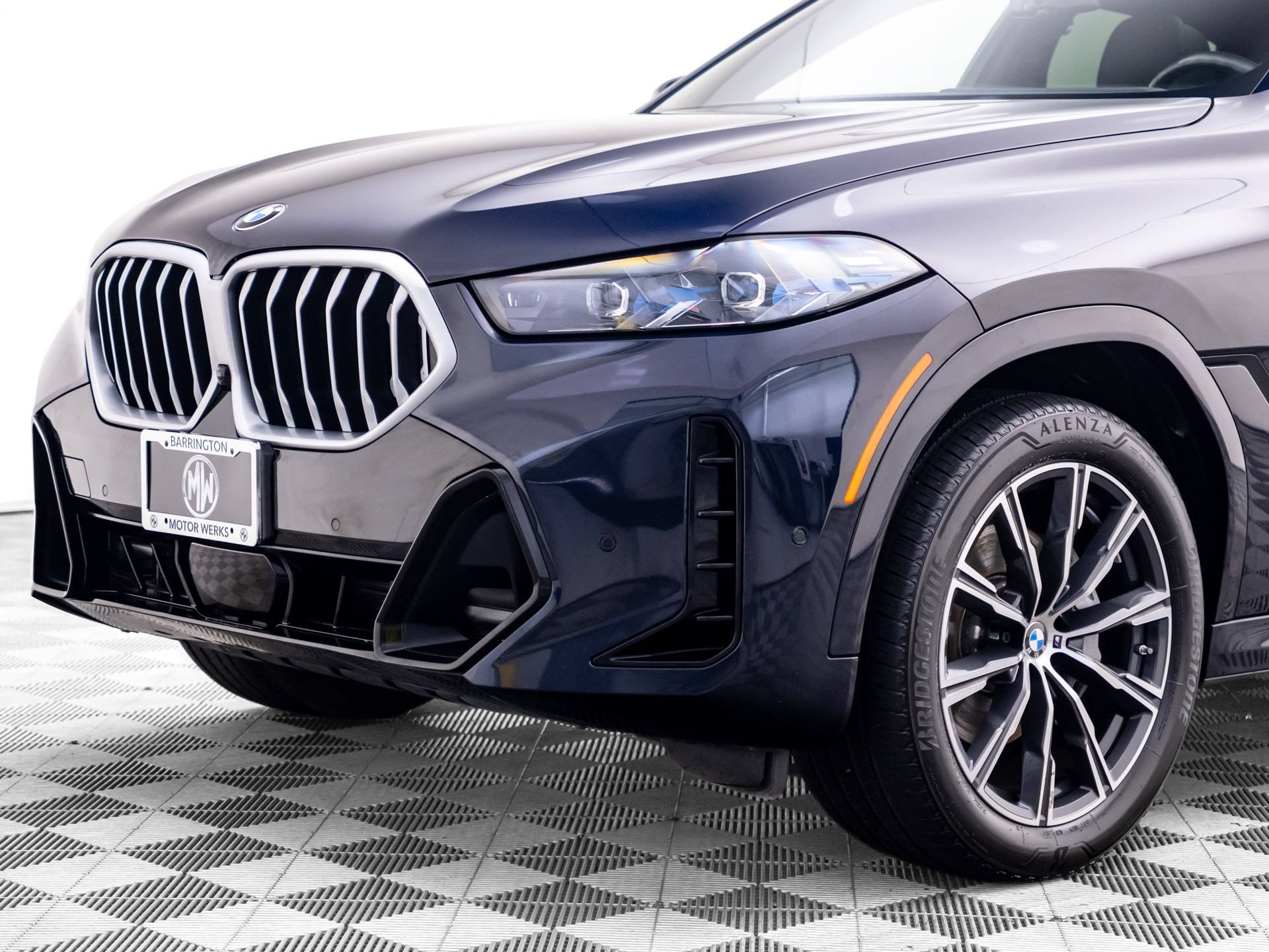 Used 2025 BMW X6 xDrive40i AWD/4WD image 38