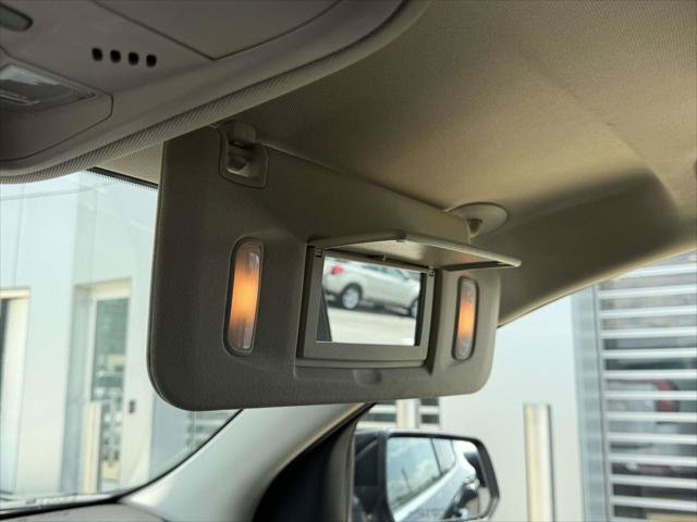 Used 2022 GMC Acadia Denali w/ Denali Technology Package AWD/4WD image 37