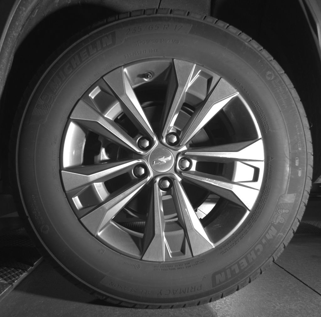 Used 2025 Chevrolet Equinox LT AWD/4WD image 11