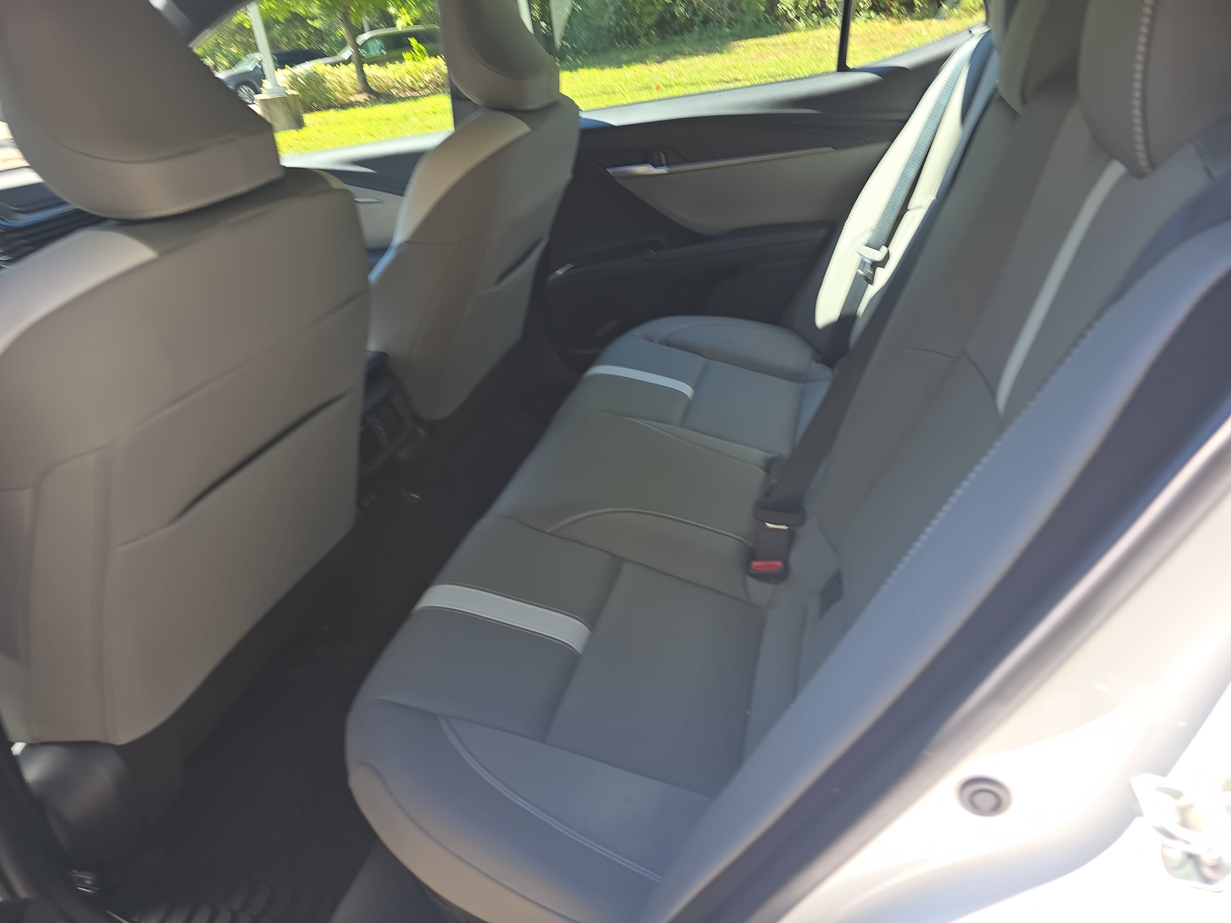 Used 2026 Toyota Camry SE w/ Convenience Package FWD image 13