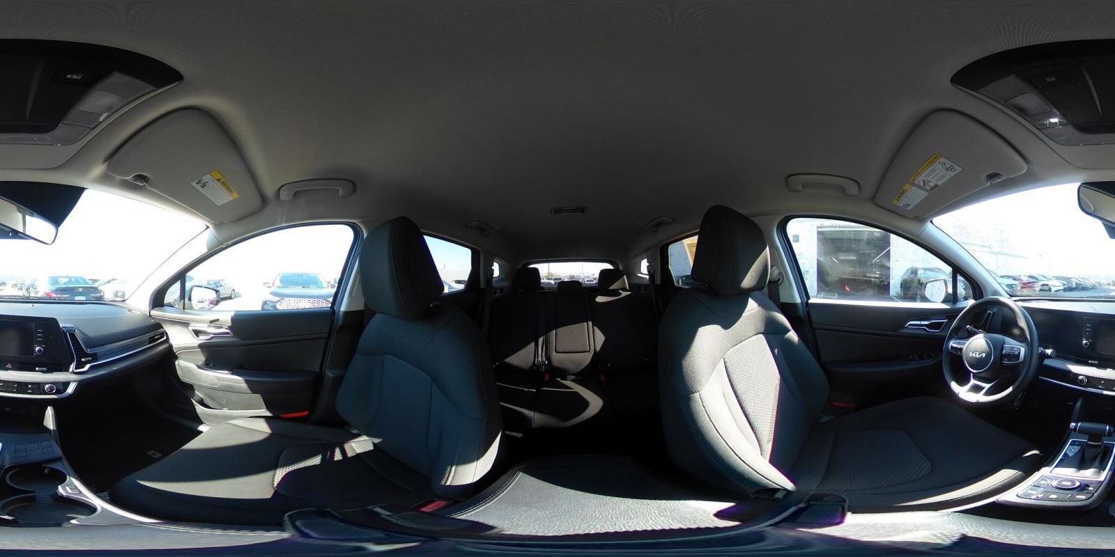 Used 2025 Kia Sportage LX FWD image 36