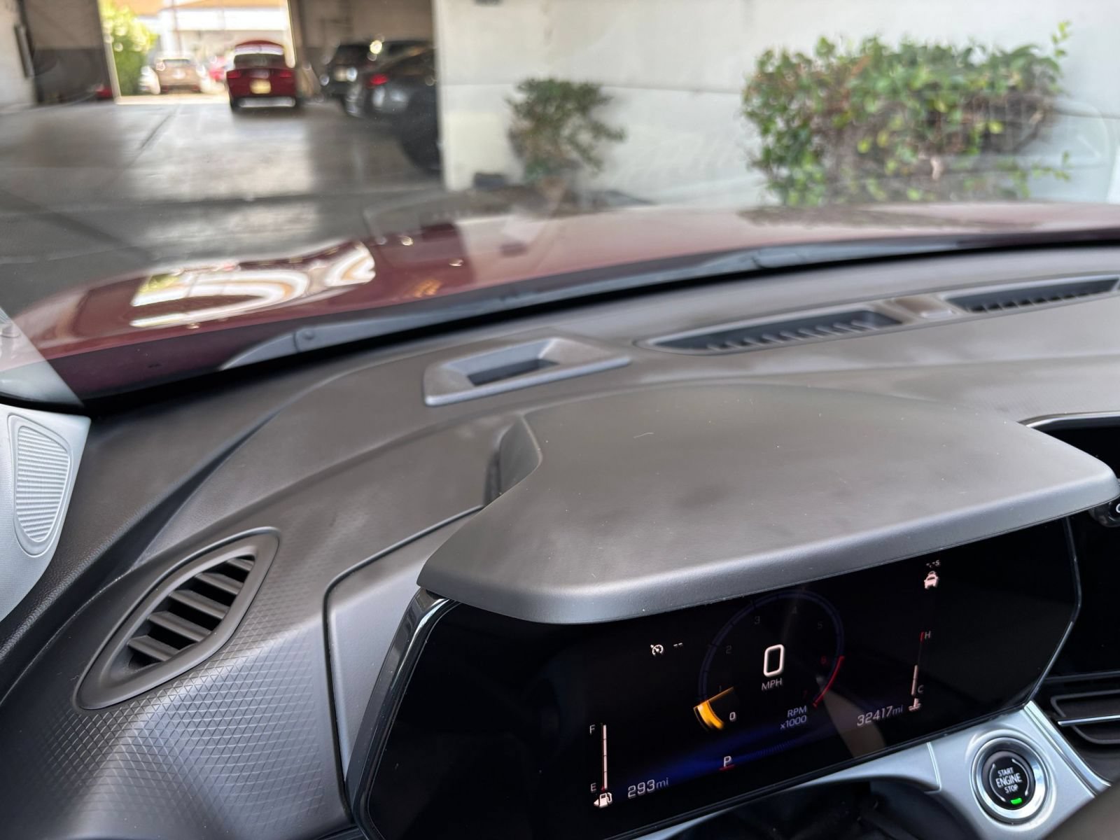 Used 2025 Chevrolet Trax LT w/ LT Convenience Package FWD image 62