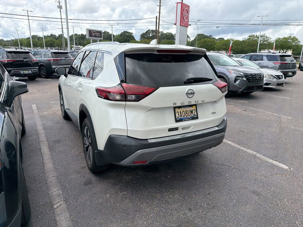 Used 2021 Nissan Rogue SV w/ Premium Package FWD image 7