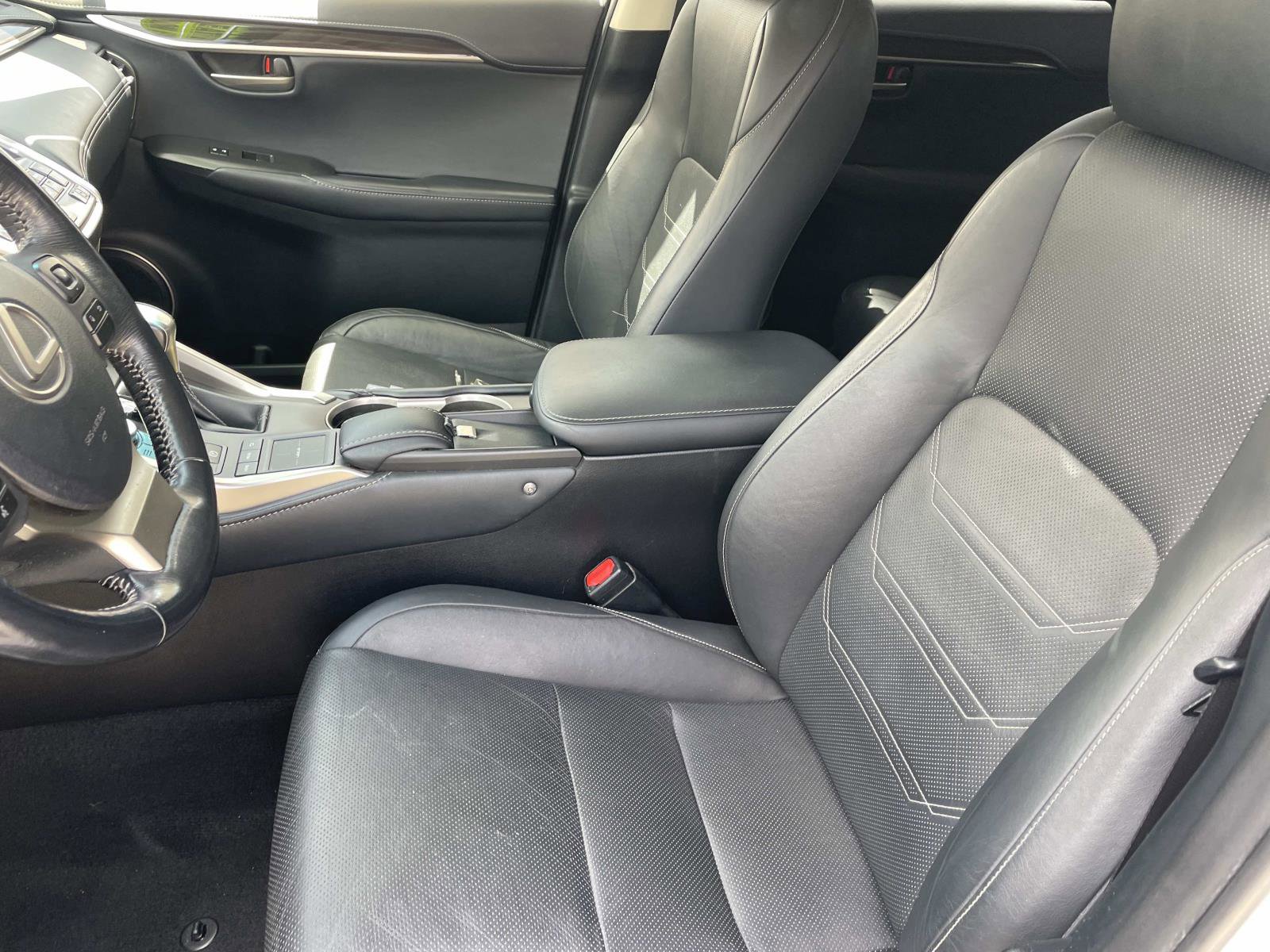 Used 2015 Lexus NX 200t FWD w/ Luxury Package image 17