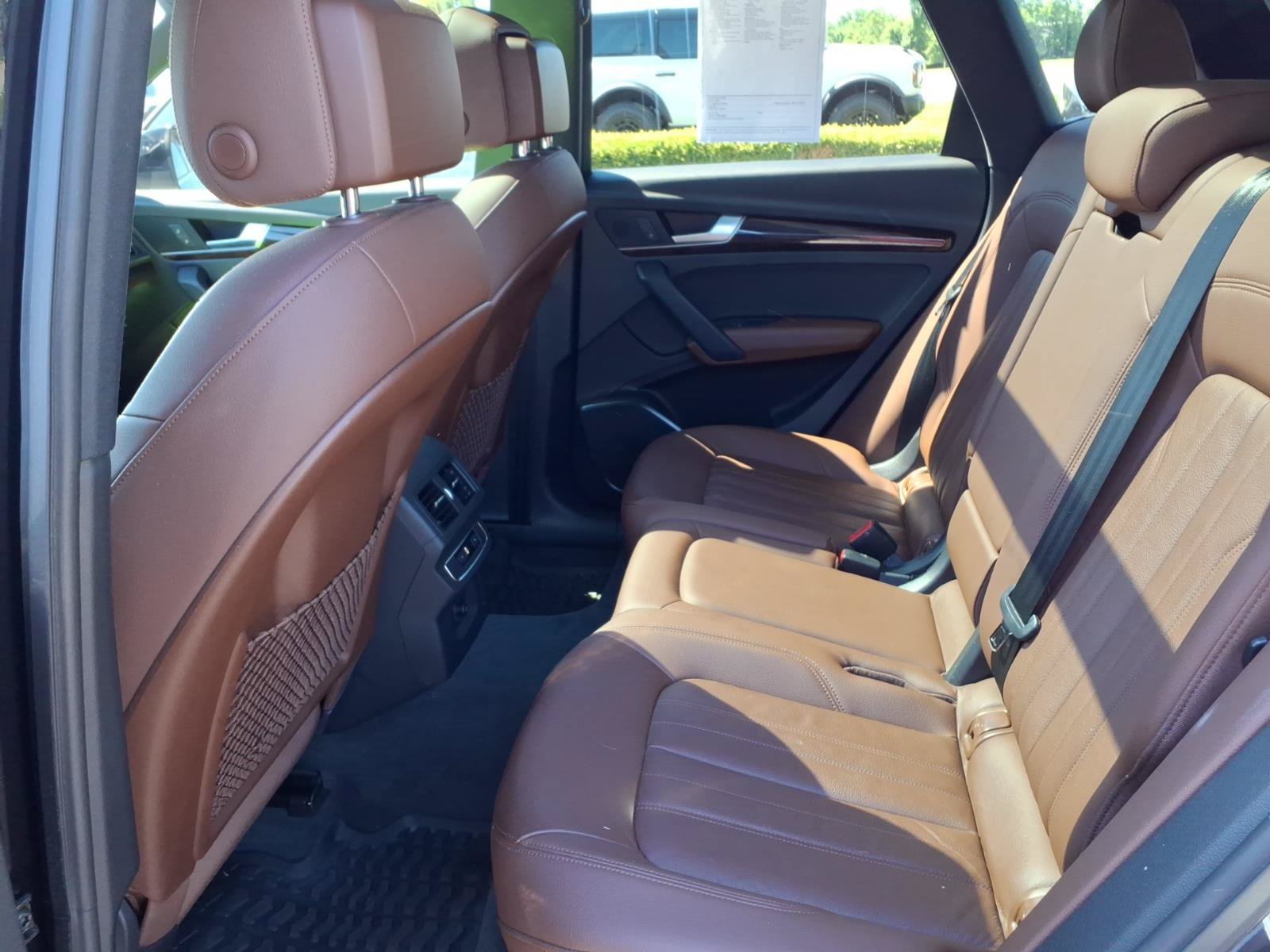 Used 2020 Audi Q5 2.0T Premium w/ Convenience Package AWD/4WD image 28