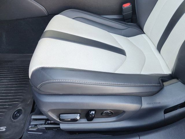 Used 2022 Lexus ES 350 F Sport w/ Accessory Package 2 image 26