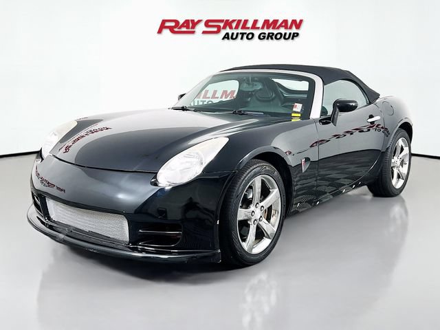 Used 2008 Pontiac Solstice GXP w/ Premium Package RWD image 3