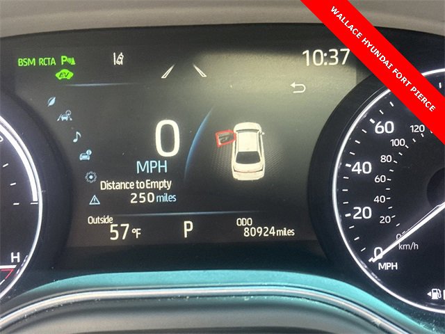 Used 2022 Toyota Avalon Limited image 25