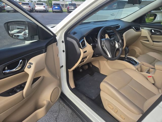 Used 2016 Nissan Rogue SL FWD image 4