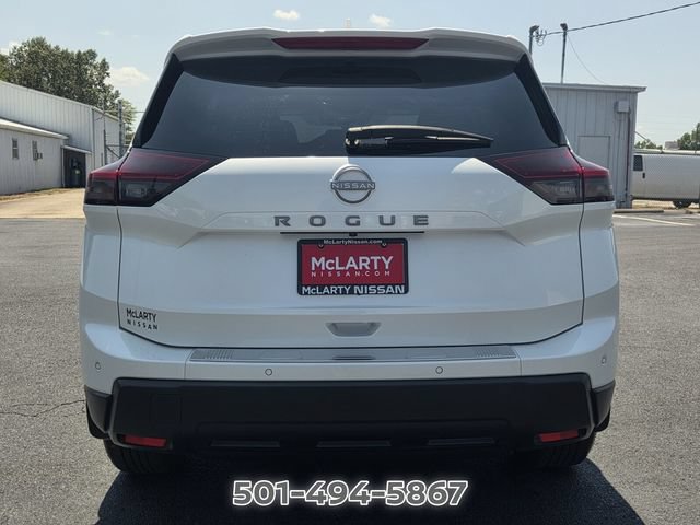 Used 2026 Nissan Rogue SV FWD image 4