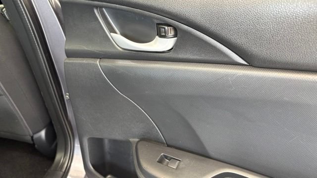 Used 2018 Honda Civic EX image 28