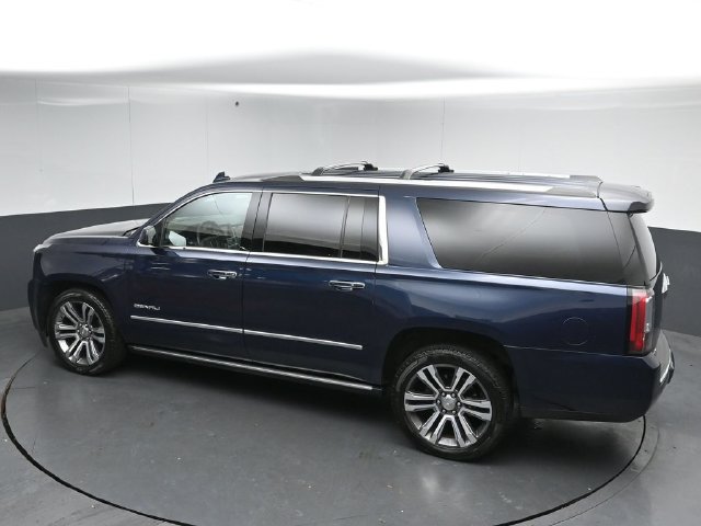 Used 2018 GMC Yukon XL Denali w/ Denali Ultimate Package AWD/4WD image 49