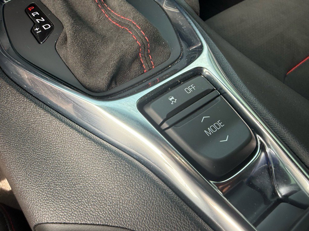 Used 2023 Chevrolet Camaro ZL1 image 38