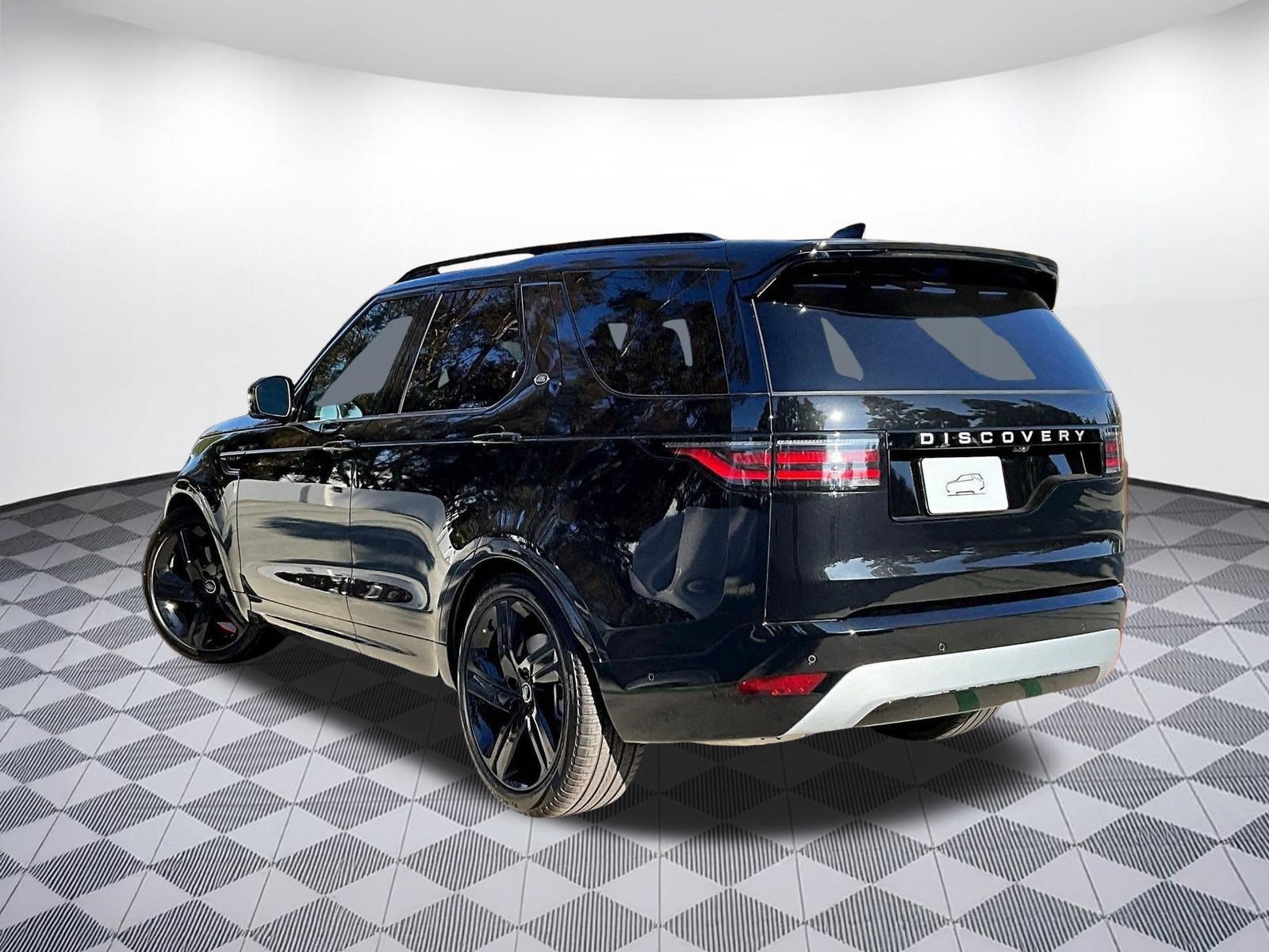 New 2026 Land Rover Discovery Limited Edition AWD/4WD image 3