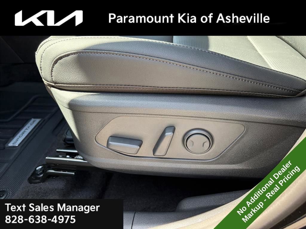 New 2026 Kia Sportage EX image 19