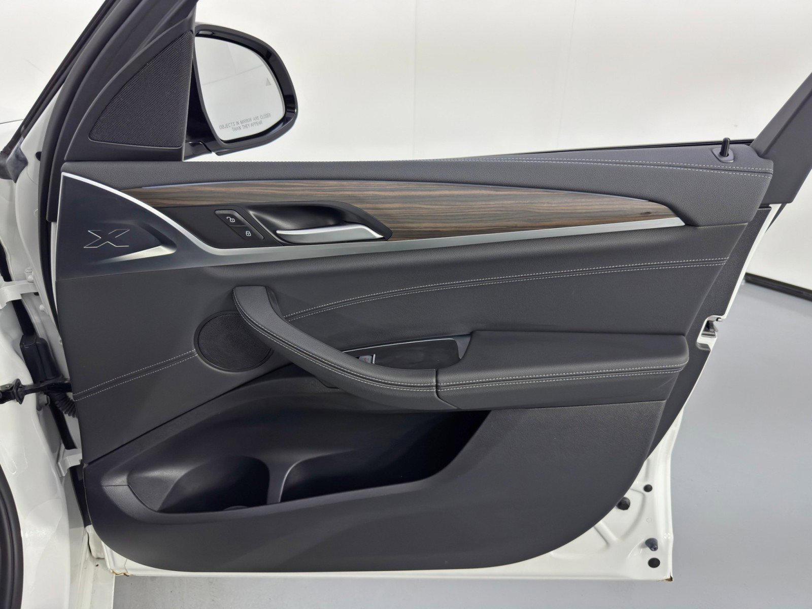 Used 2021 BMW X3 xDrive30e w/ Executive Package image 46