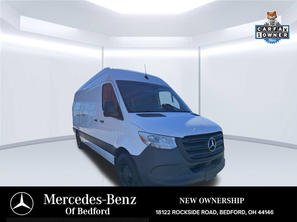 Used 2025 Mercedes-Benz Sprinter 2500 image 7