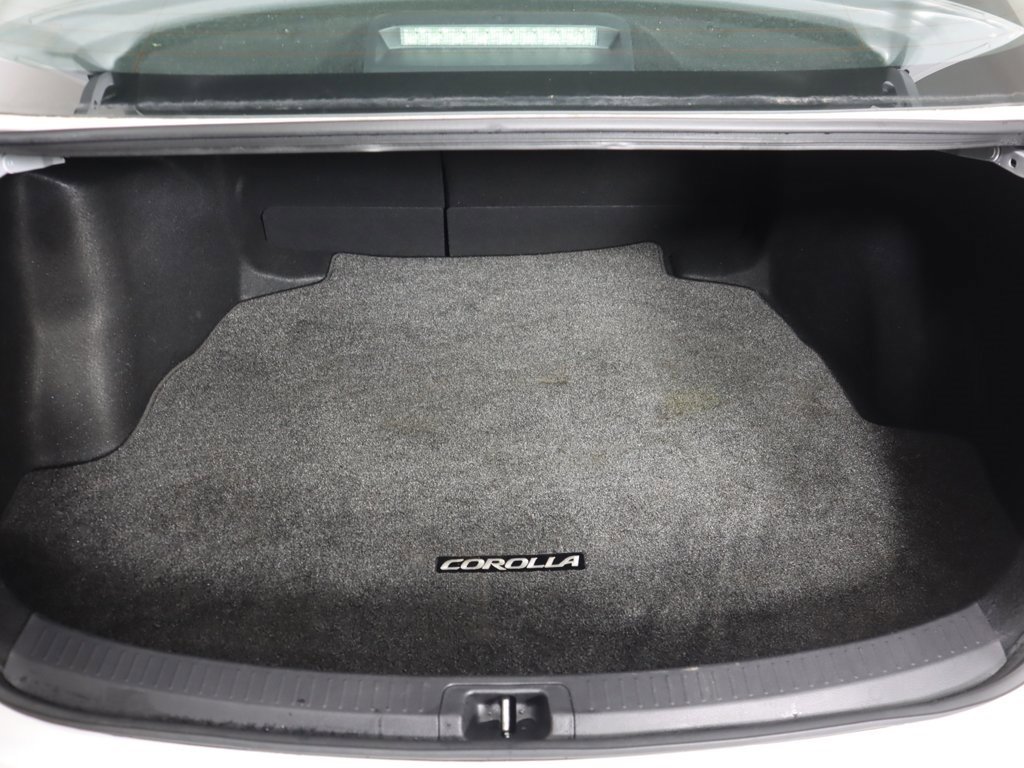 Used 2022 Toyota Corolla SE image 16