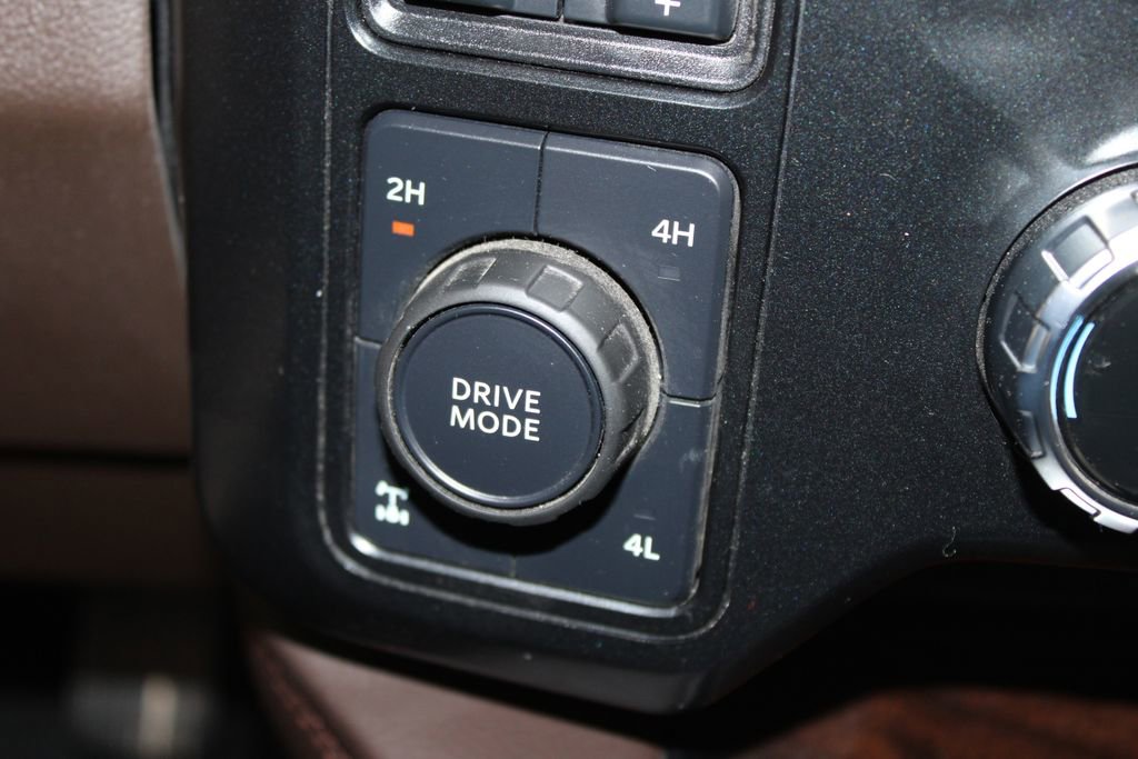 Used 2024 Ford F250 King Ranch w/ Chrome Package image 51