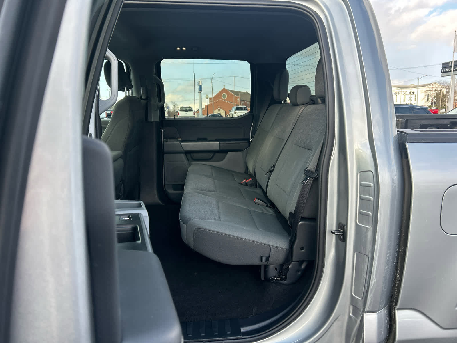 Used 2025 Ford F150 XLT w/ Equipment Group 301A Standard image 8