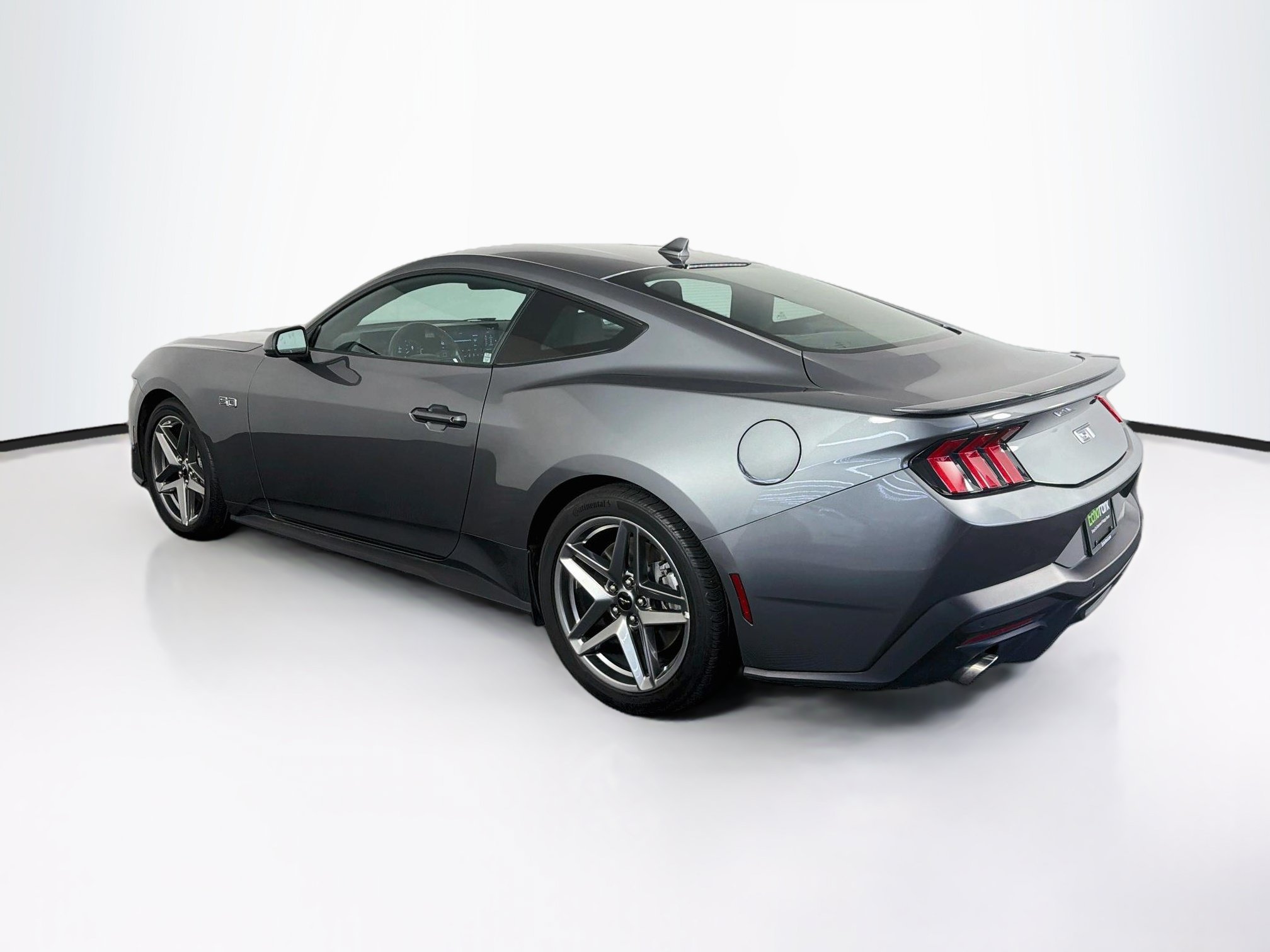 Used 2025 Ford Mustang GT RWD image 5