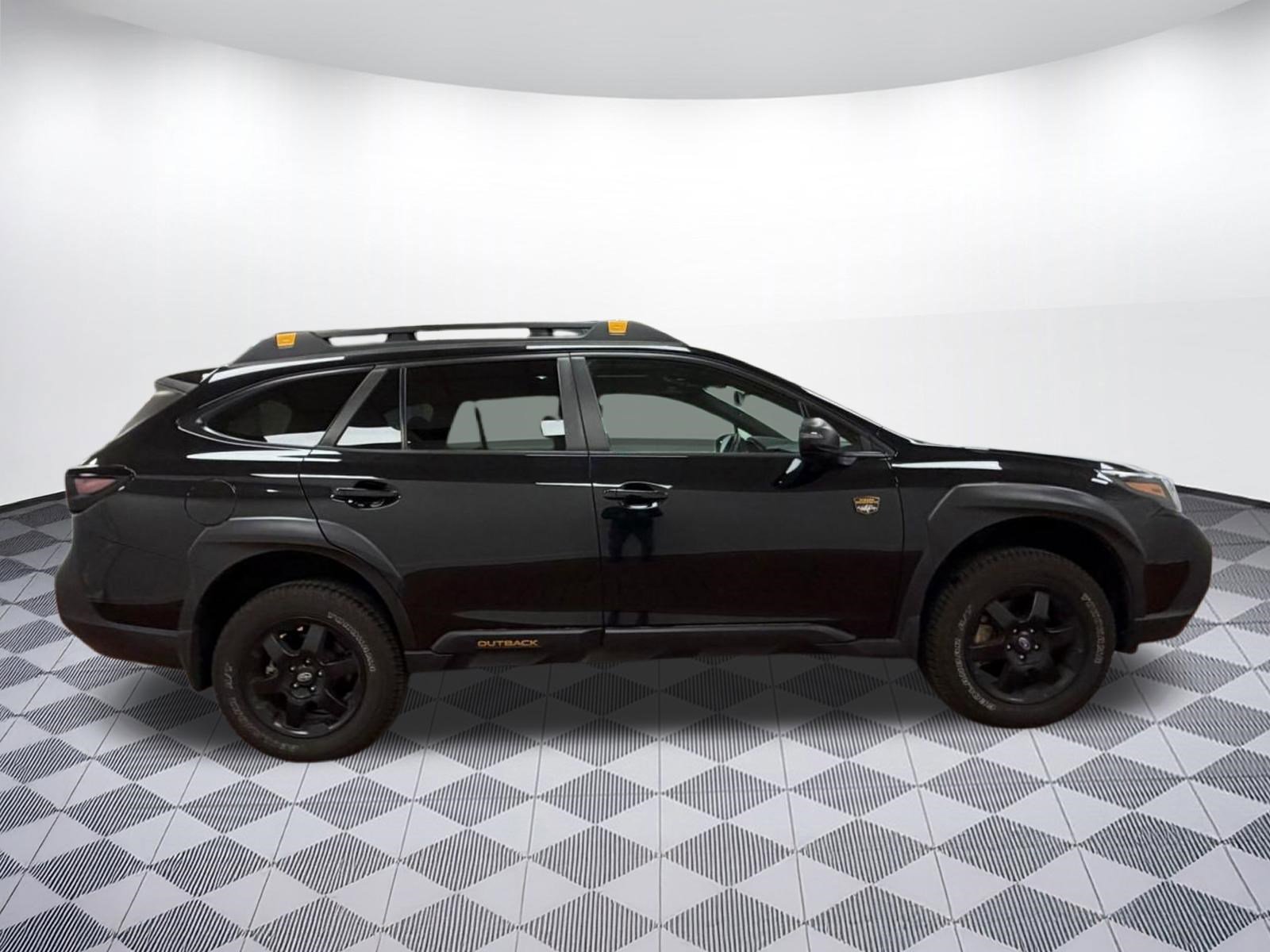 Used 2022 Subaru Outback Wilderness image 7