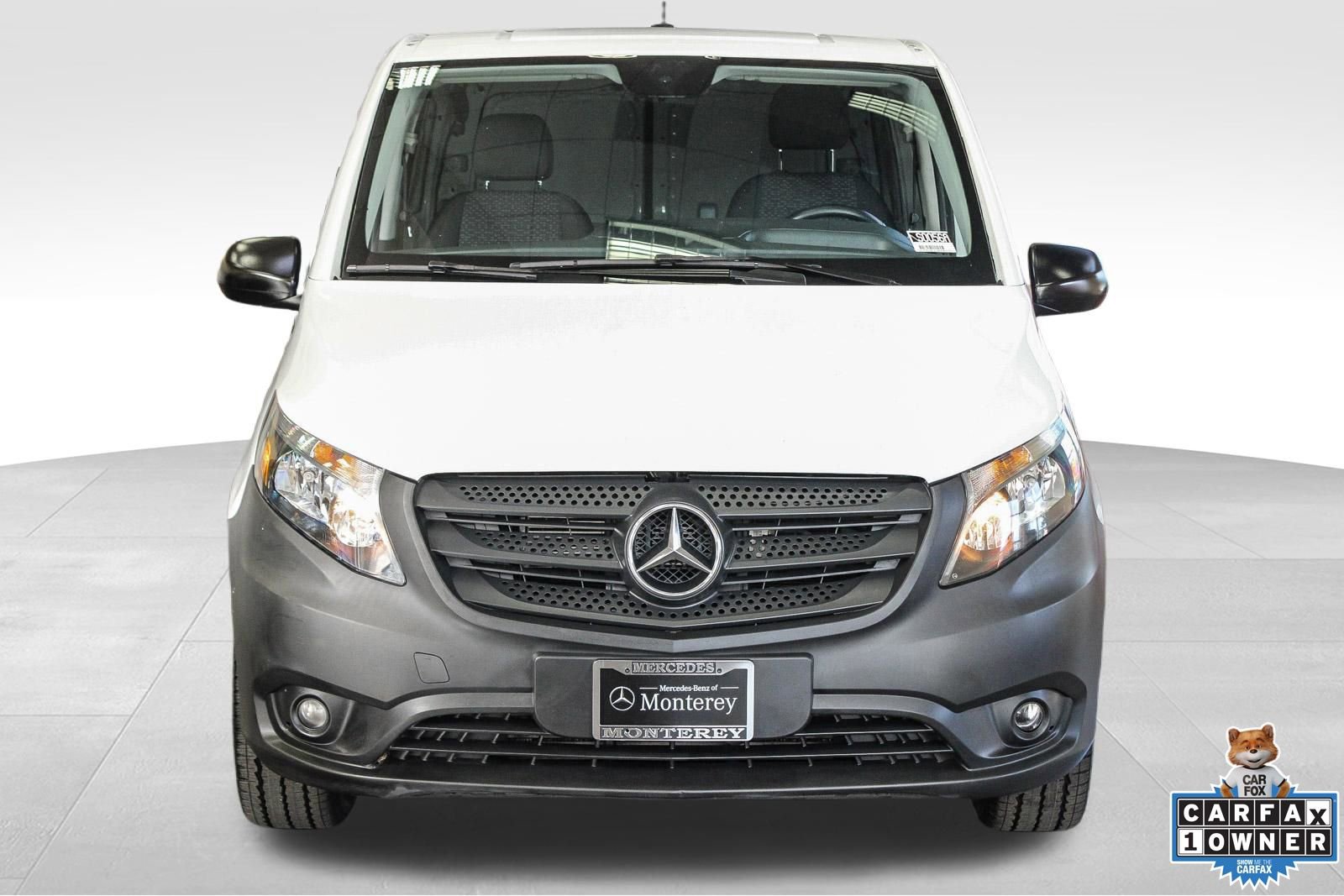 Used 2022 Mercedes-Benz Metris image 2