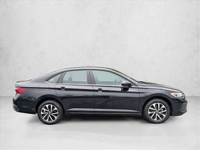 Used 2024 Volkswagen Jetta S FWD image 4