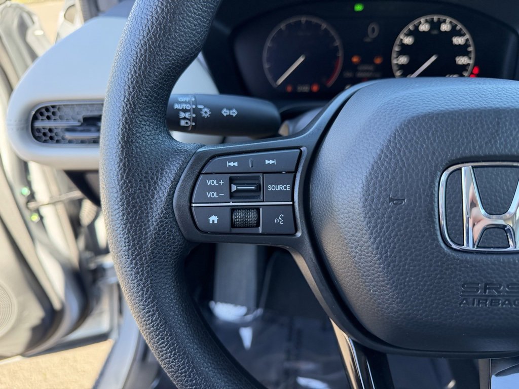 Used 2025 Honda HR-V LX image 17
